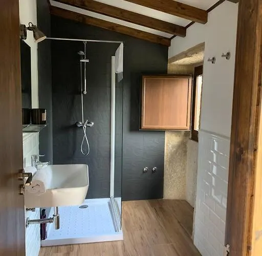 Lugar Do Curro, San Martino De Ozon *